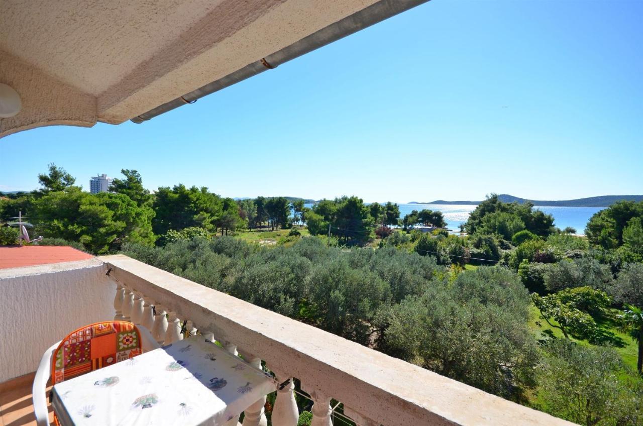 Apartments And Rooms On The Beach Водице Екстериор снимка