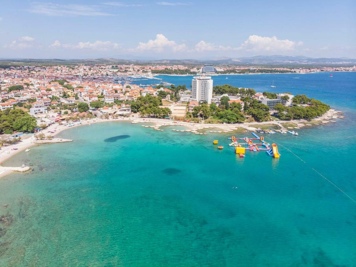 Apartments And Rooms On The Beach Водице Екстериор снимка